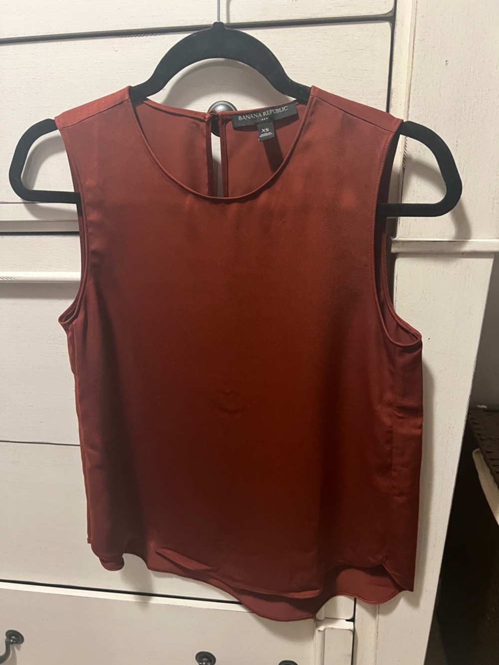 Banana Republic Satin Sleeveless Shell Top - Rust Brown
